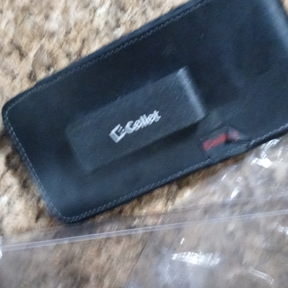 Leather phone case new in package - Picture 3 of 4